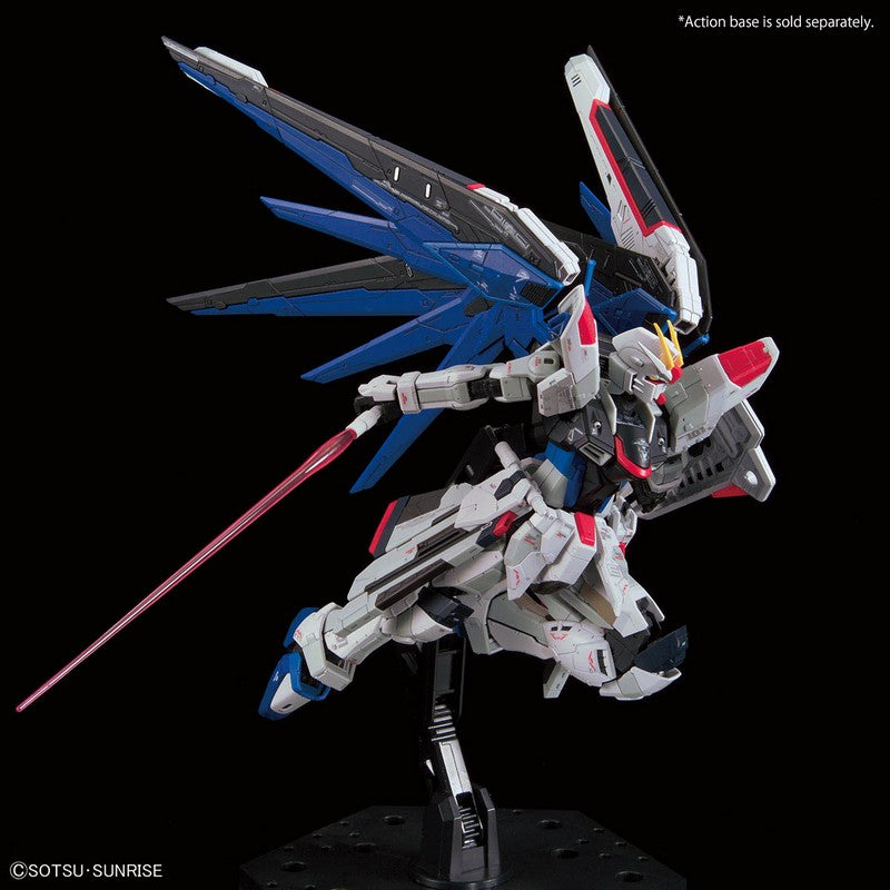 RG 1/144 Gundam Base Limited ZGMF-X10A Freedom Gundam Ver.Gcp