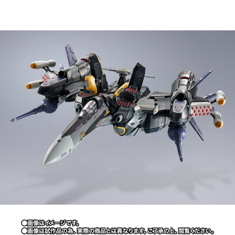 DX Chogokin VF-25S Armored Messiah Valkyrie (Ozma Lee) Revival Ver.