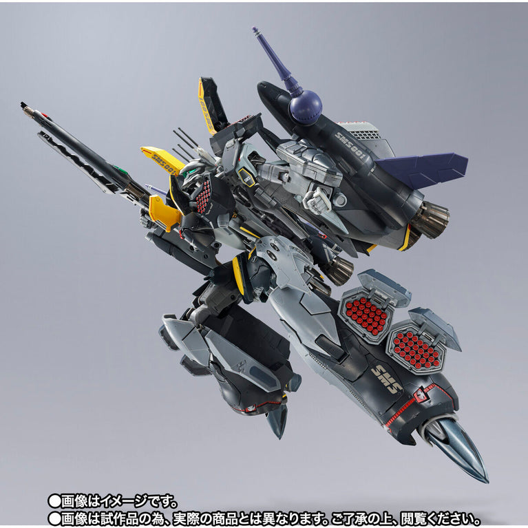 DX Chogokin VF-25S Armored Messiah Valkyrie (Ozma Lee) Revival Ver.