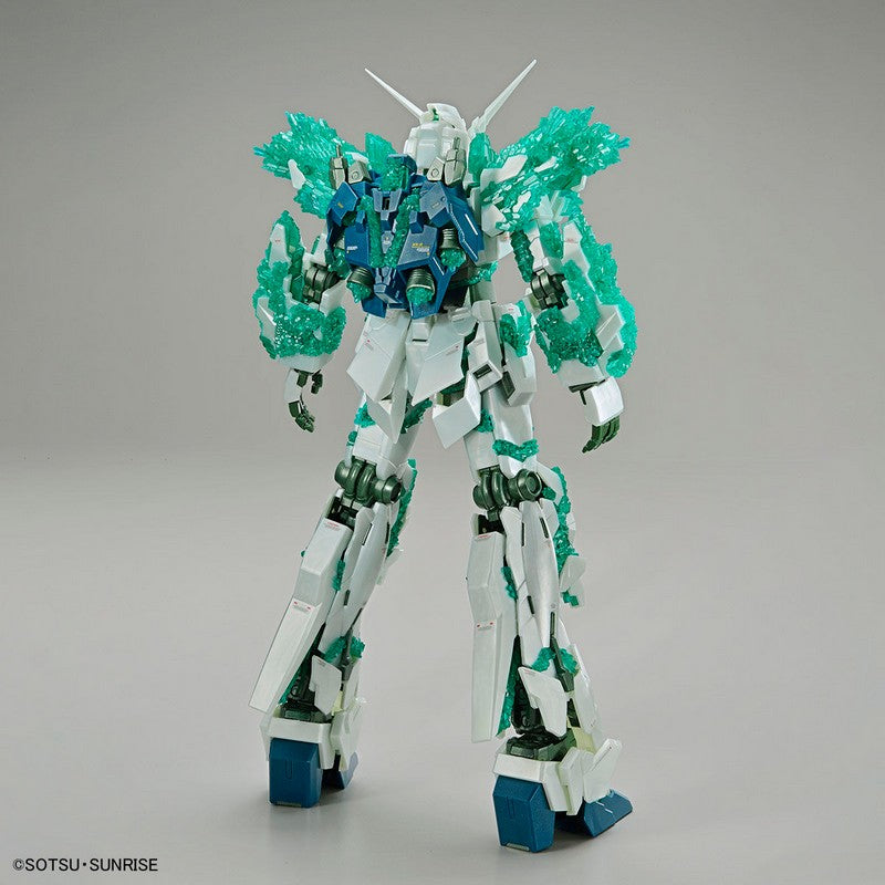 MG 1/100 The Gundam Base Limited RX-0 Unicorn Gundam (Luminous Crystal Body)