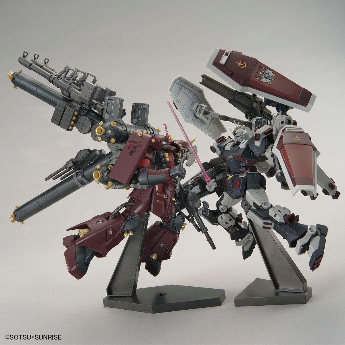 HGUC 1/144 Gundam Base Limited Full Armor Gundam VS Psycho Zaku Set (Mobile Suit Gundam Thunderbolt 10th Anniversary Ver.)