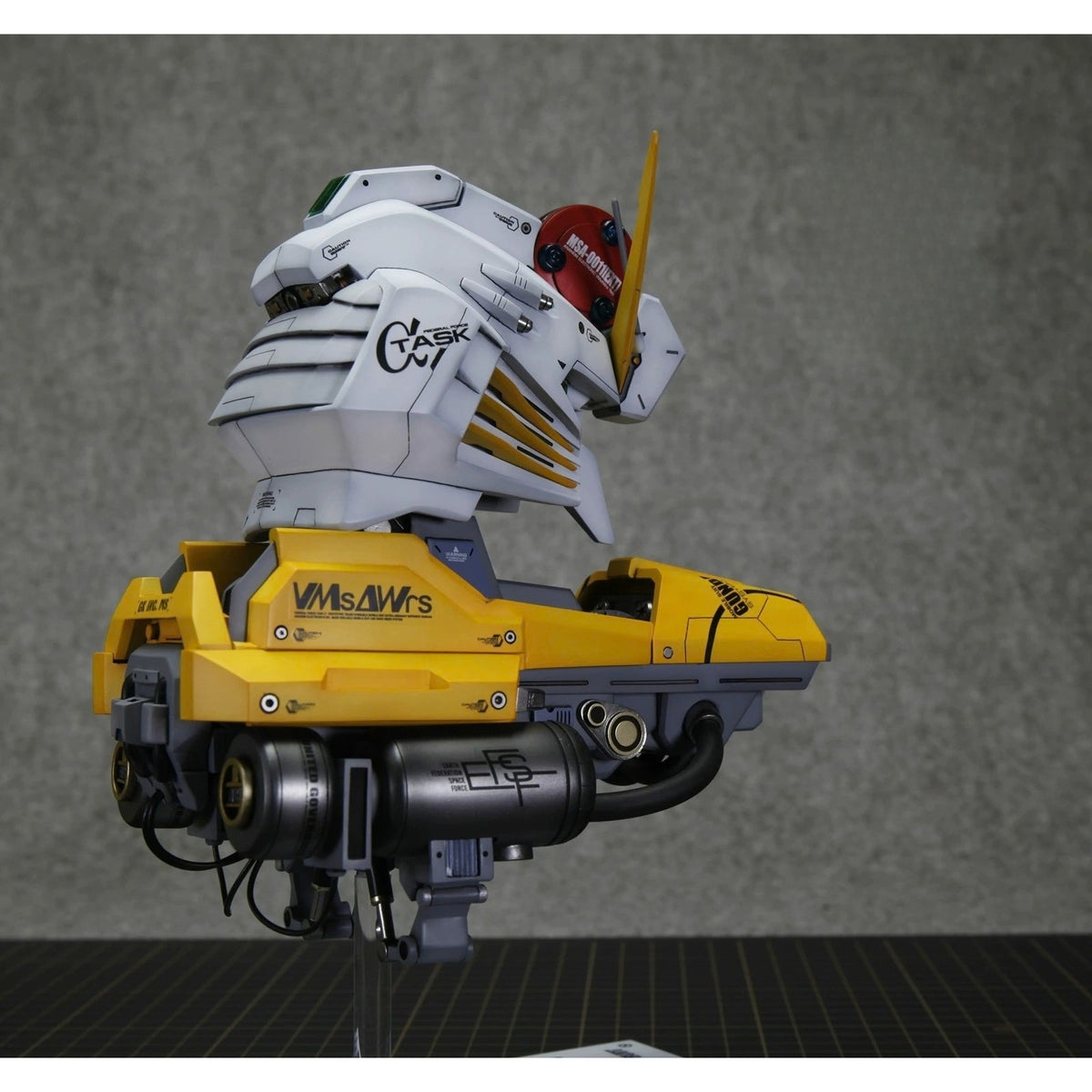 1/35 MSA-0011 S Gundam Statue [Bust]