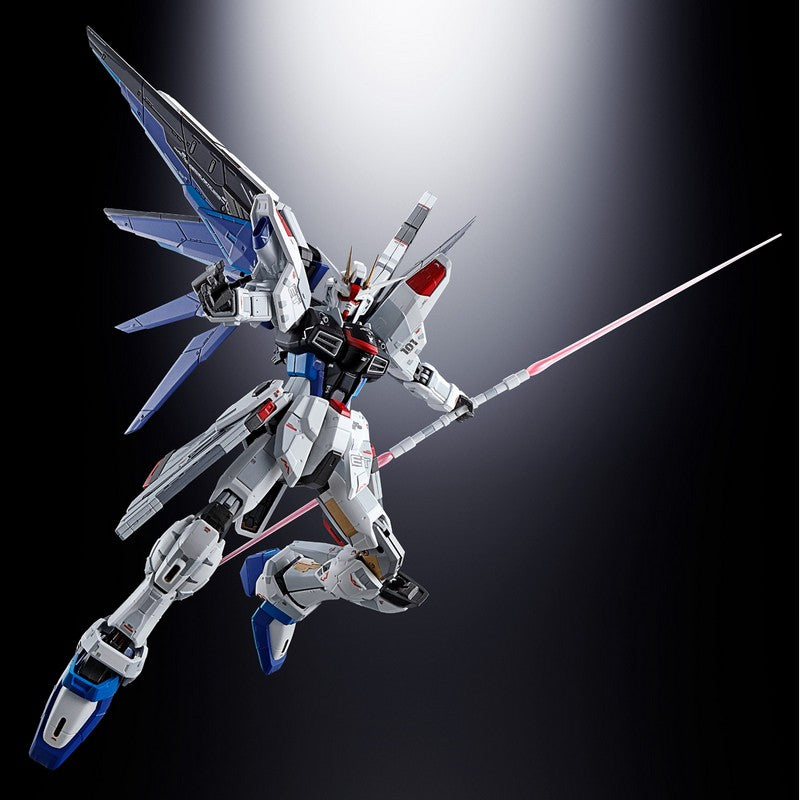 【Apr】CHOGOKIN ZGMF-X10A Freedom Gundam Ver.GCP