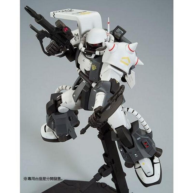 MG 1/100 MS-06R-1A Zaku II Eric Mansfield Custom | Premium Bandai