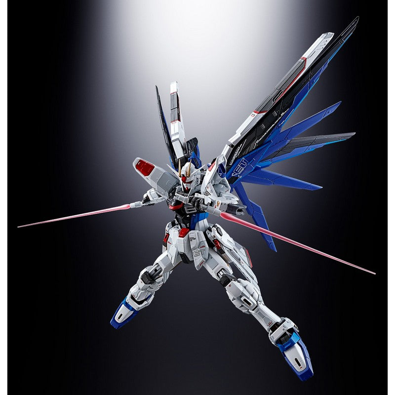 【Apr】CHOGOKIN ZGMF-X10A Freedom Gundam Ver.GCP