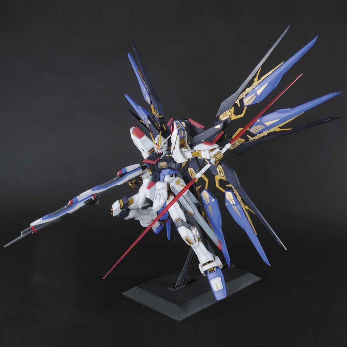 ロボット ZGMF - X20A Strike Freedom Gumdam 1/60 Bandai 1/60 PG ZGMF-X20A Strike Freedom Gundam