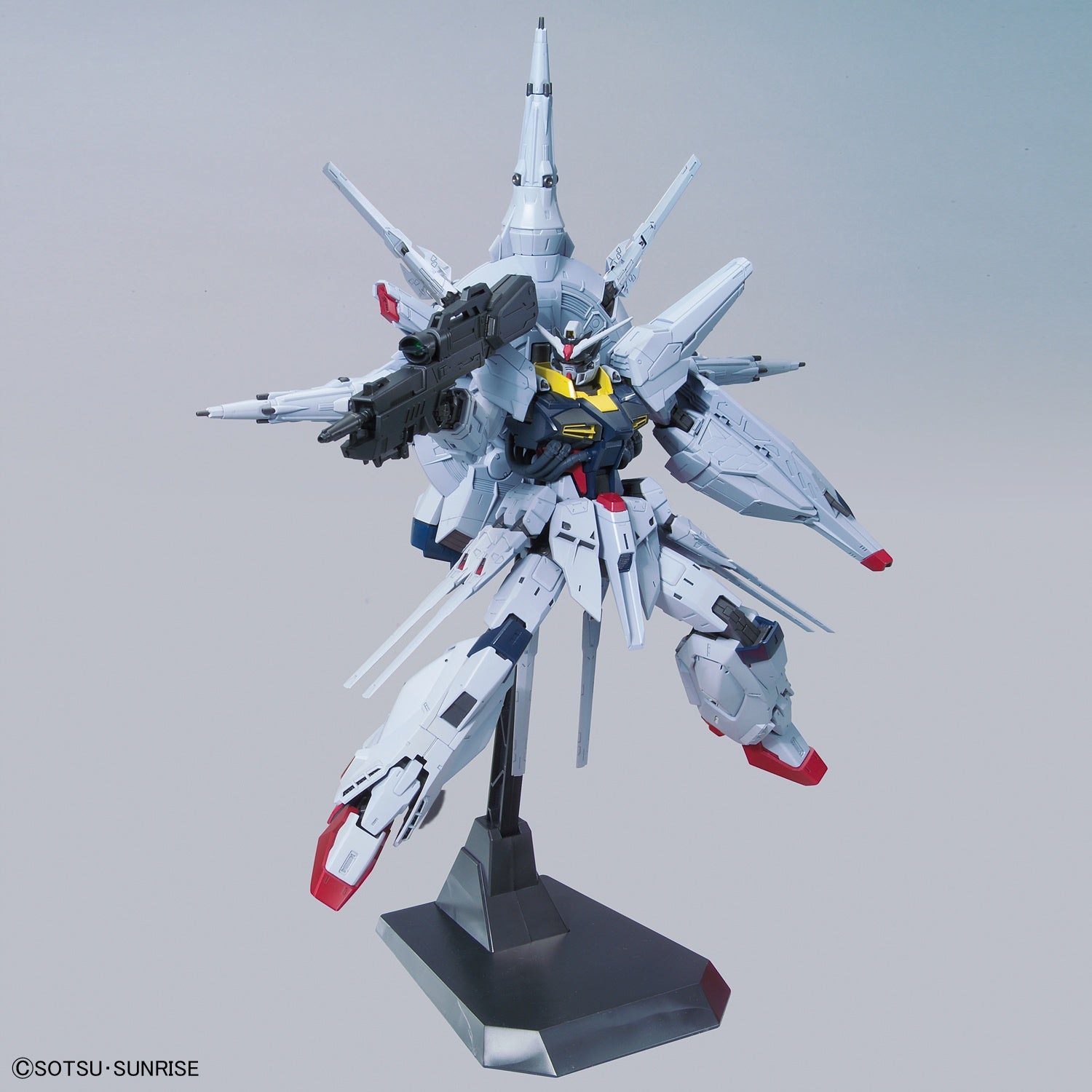 MG 1/100 ZGMF-X13A Providence Gundam | Bandai Master Grade Gunpla