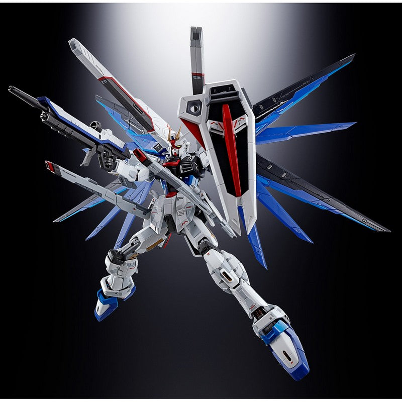 【Apr】CHOGOKIN ZGMF-X10A Freedom Gundam Ver.GCP