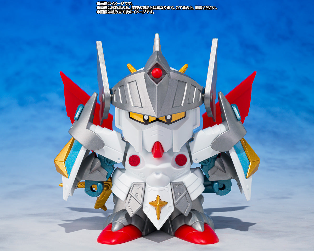 Ganso SD Gundam World Versal Knight Gundam