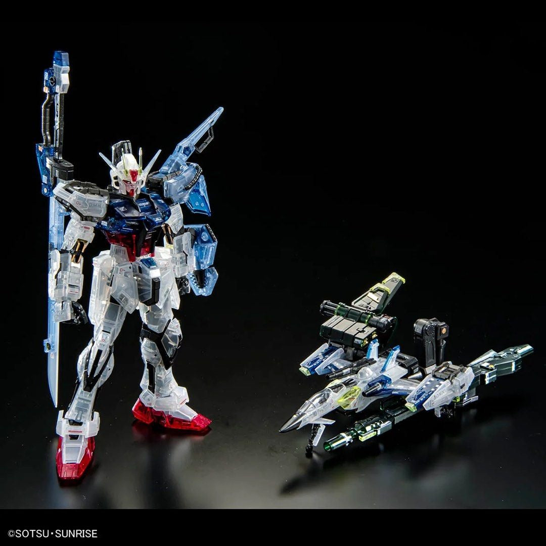 RG 1/144 The Gundam Base Limited Aile Strike Gundam & Skygrasper Launcher / Sword Pack Set [Clear Color]