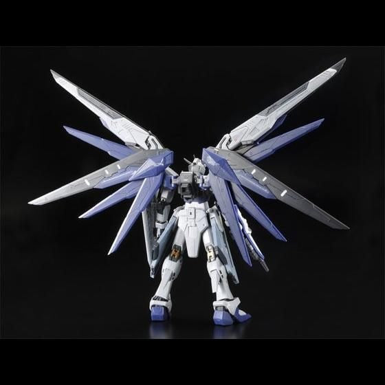 RG 1/144 ZGMF-X10A Freedom Gundam Deactive Mode | pBandai RG Model